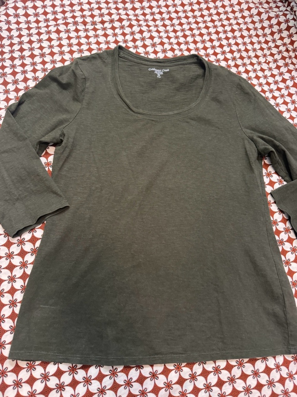 Coldwater Creek Olive Scoop Neck Long Sleeve Tee 3/4 sleeves